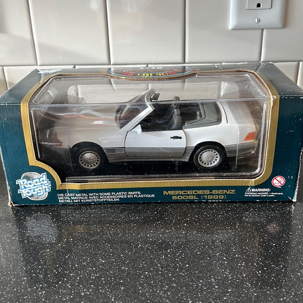 Vintage Mercedes Benz 500 SL
